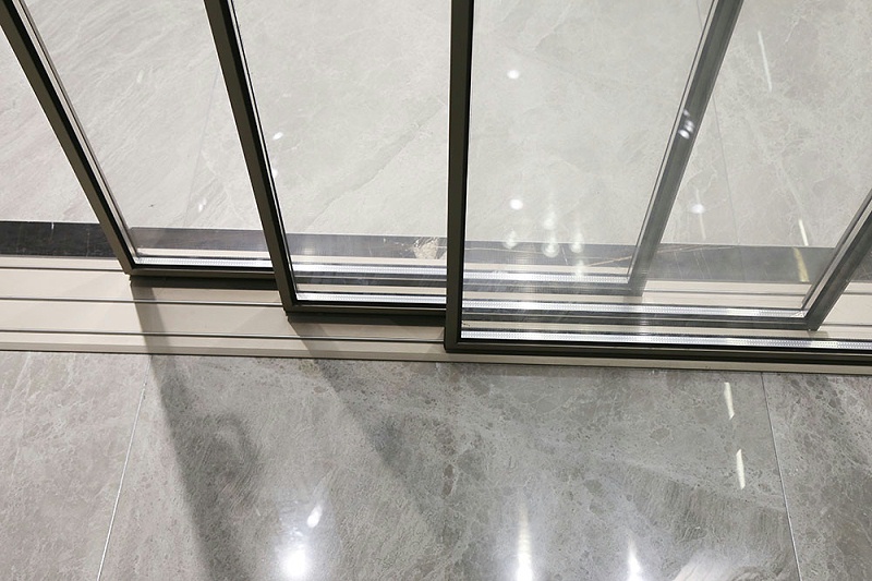 aluminum sliding door